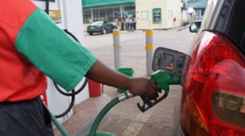 Économie · Côte d'Ivoire | Premier choc à la pompe en 2026 | le super sans plomb passe à 875 FCFA, le gasoil à 700 FCFA. Décryptage de ce qui se cache derrière cette hausse.